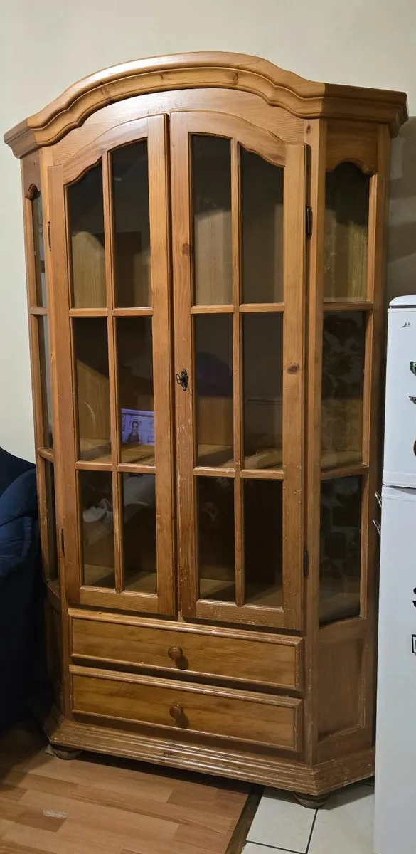 Glass cabinet - Image 2