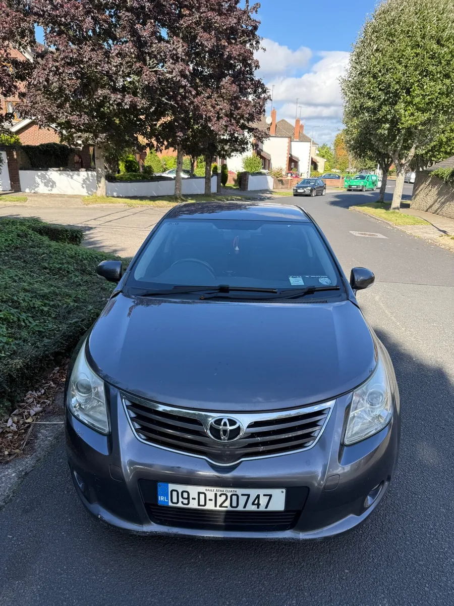Toyota Avensis 2009 - Image 1