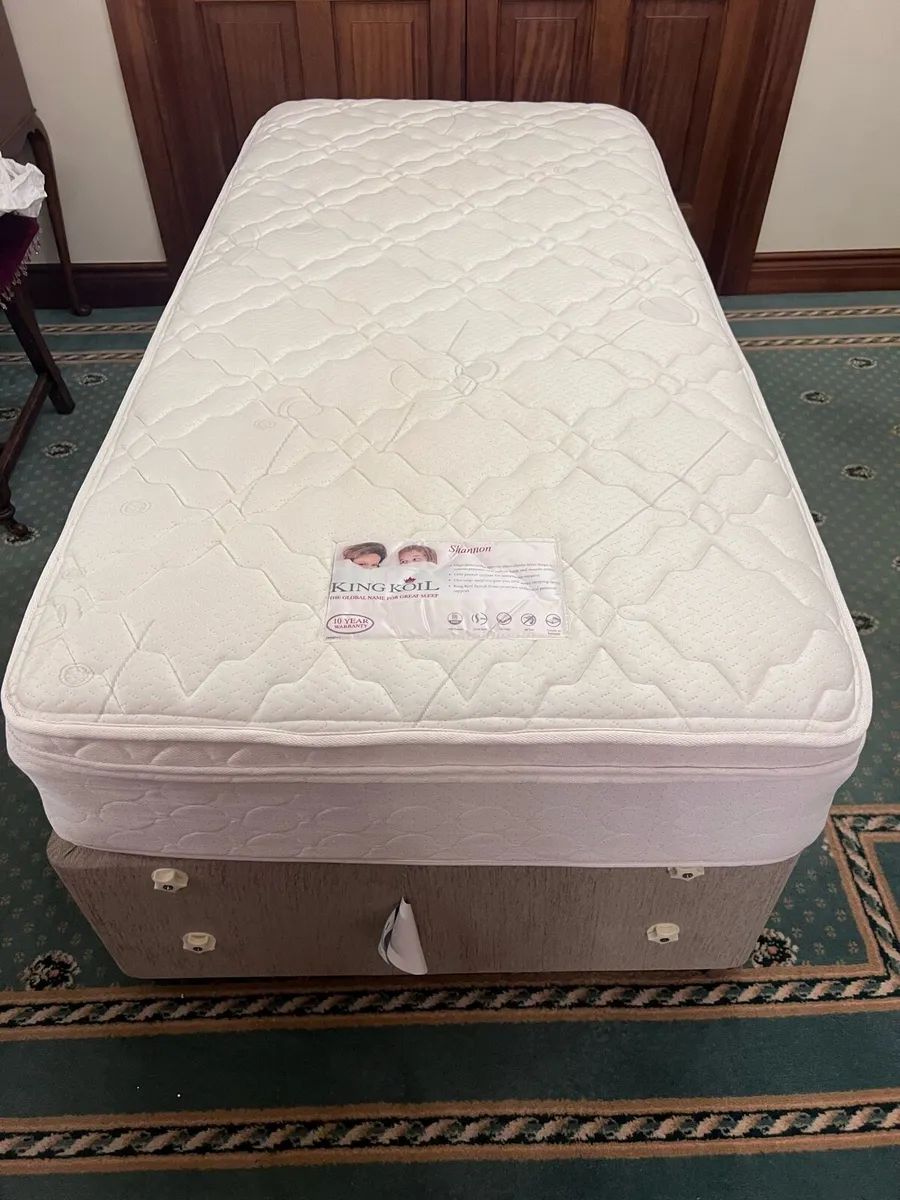 Single bed King Koil - Image 3