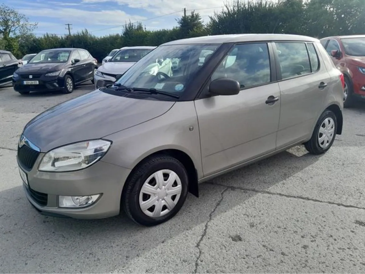 Skoda Fabia Active 1.2 HTP 44kw 5DR - Image 2