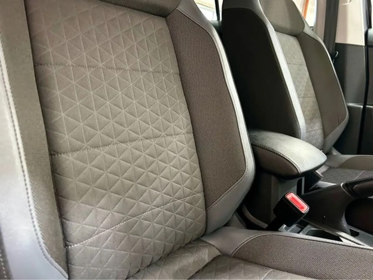 Volkswagen T-Cross Style 1.0 TSI Manual 6speed FW - Image 4