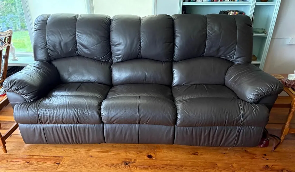 3 Piece Brown Leather Suite - Image 1