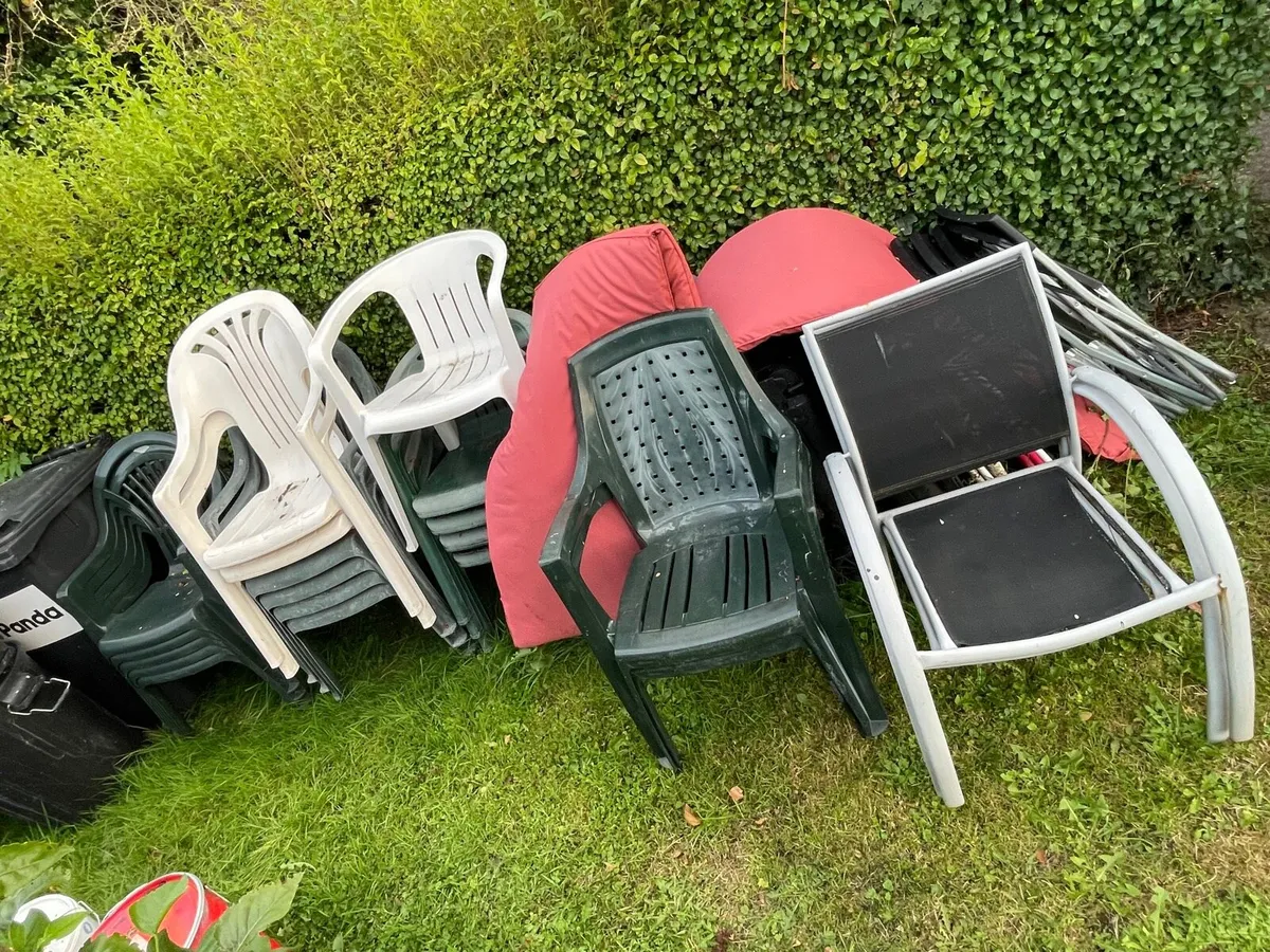 Plastic garden chairs bundle €70 - Image 1