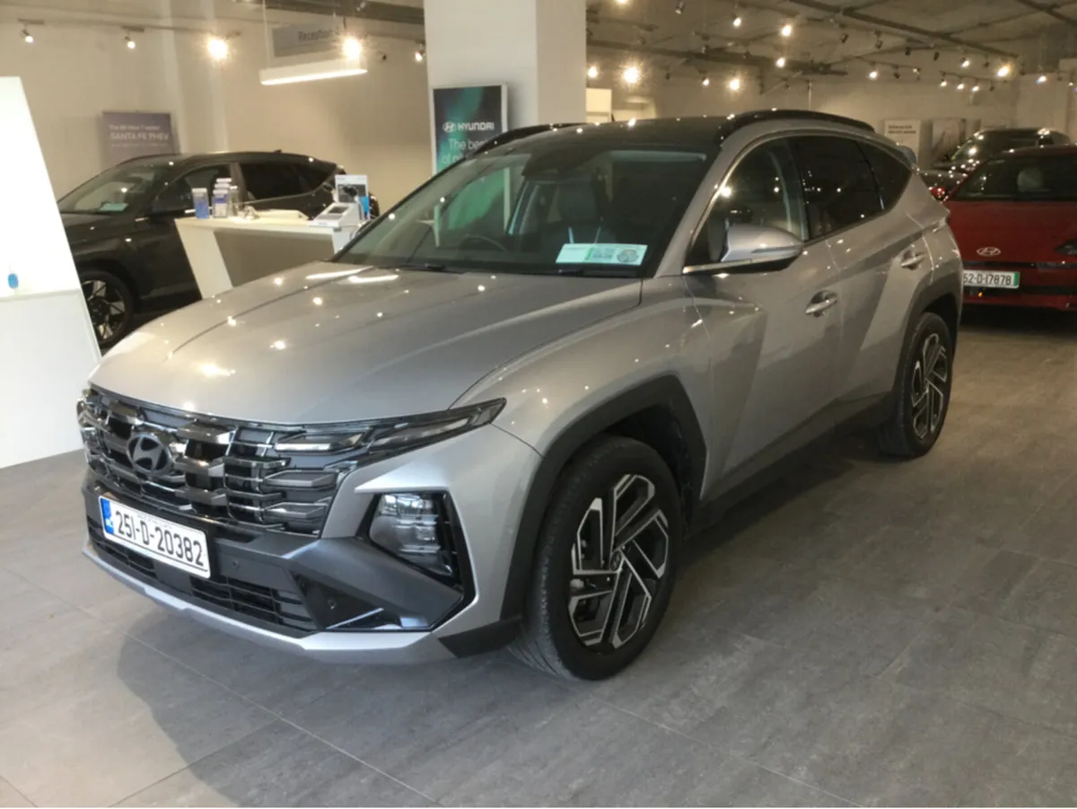 Hyundai Tucson PLATINUM **PLUG IN HYBRID ** Panora - Image 4