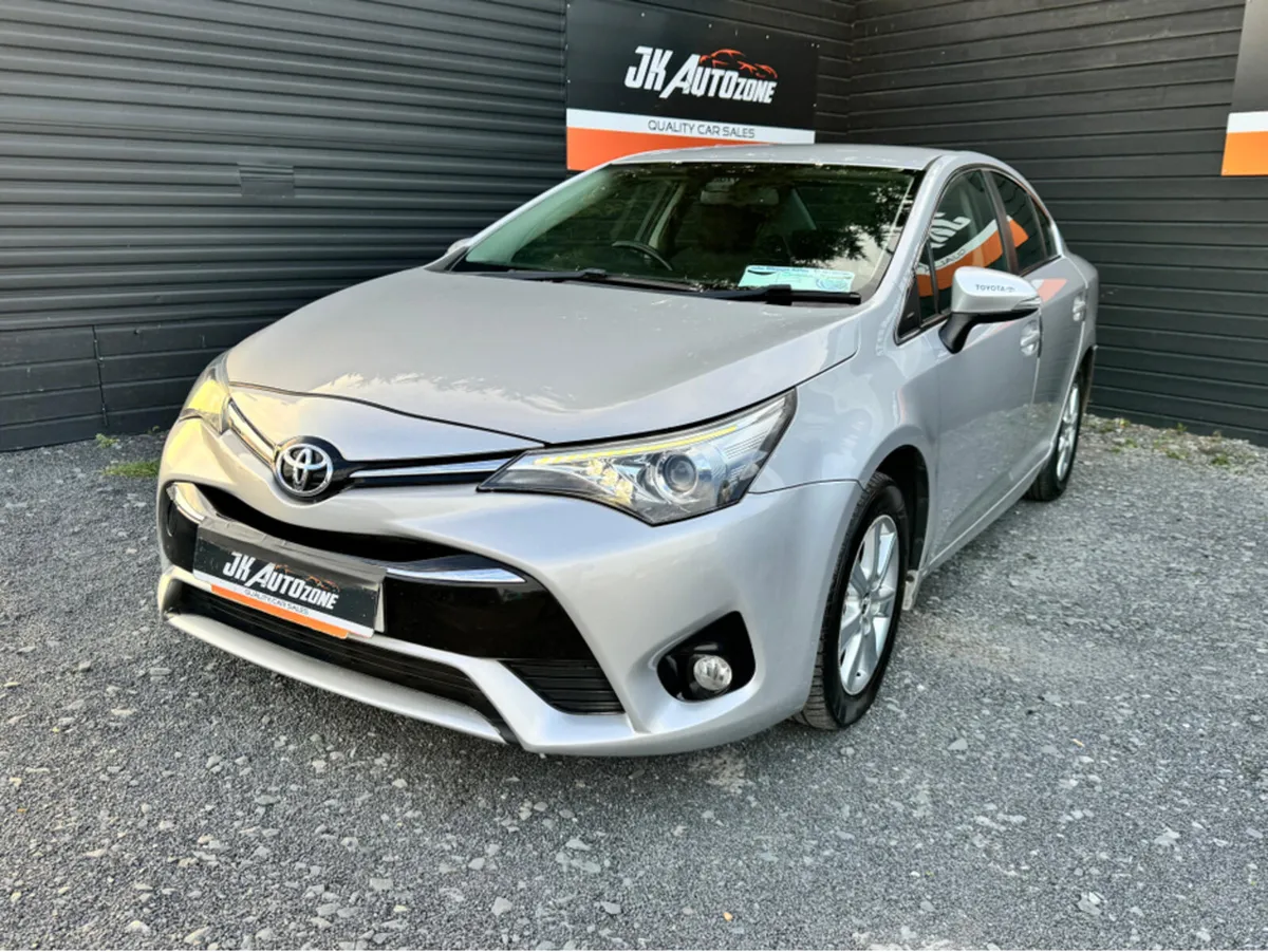 Toyota Avensis 1.6 D AURA 4DR - Image 3