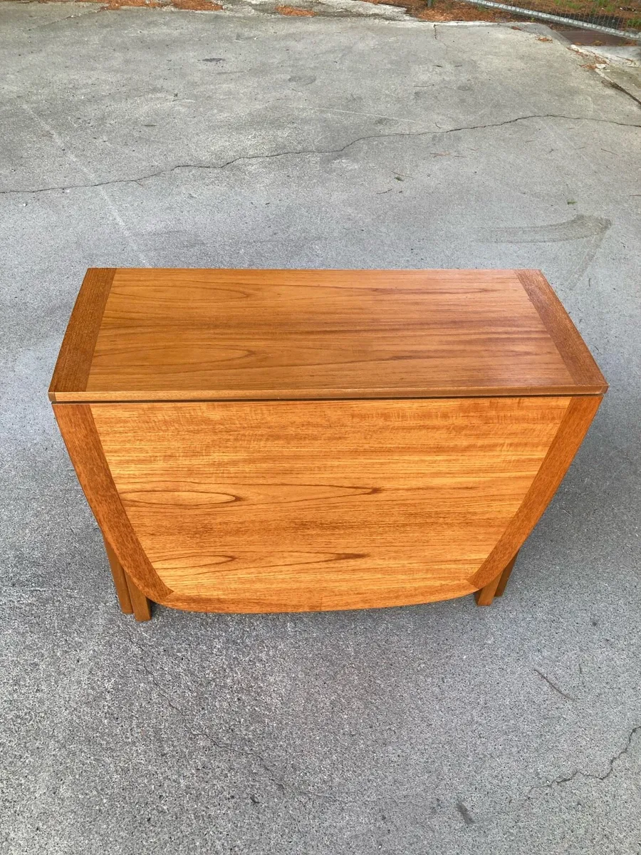Table - Image 3