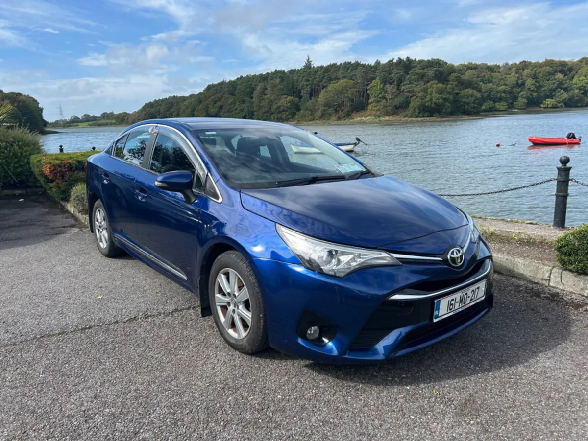 Toyota Avensis 1.6 D AURA 4DR - Image 1
