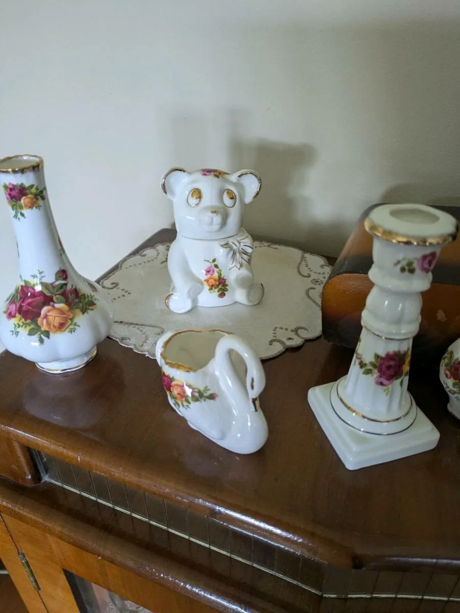 12 Beautiful Cottage Rose China Pieces - Image 1