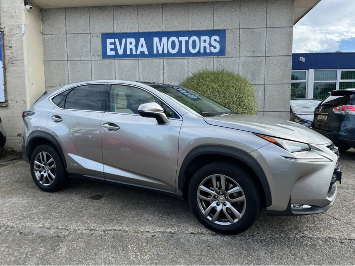 Lexus NX NX300H HYBRID EXECUTIVE 2.5 PETROL //LOW - Image 3