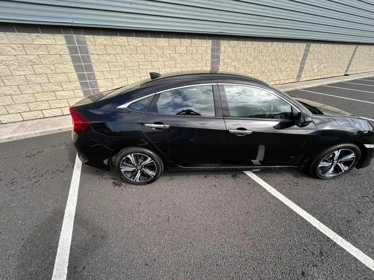 Honda Civic 4DR 1.0 SMART PLUS AUTOMATIC - Image 4