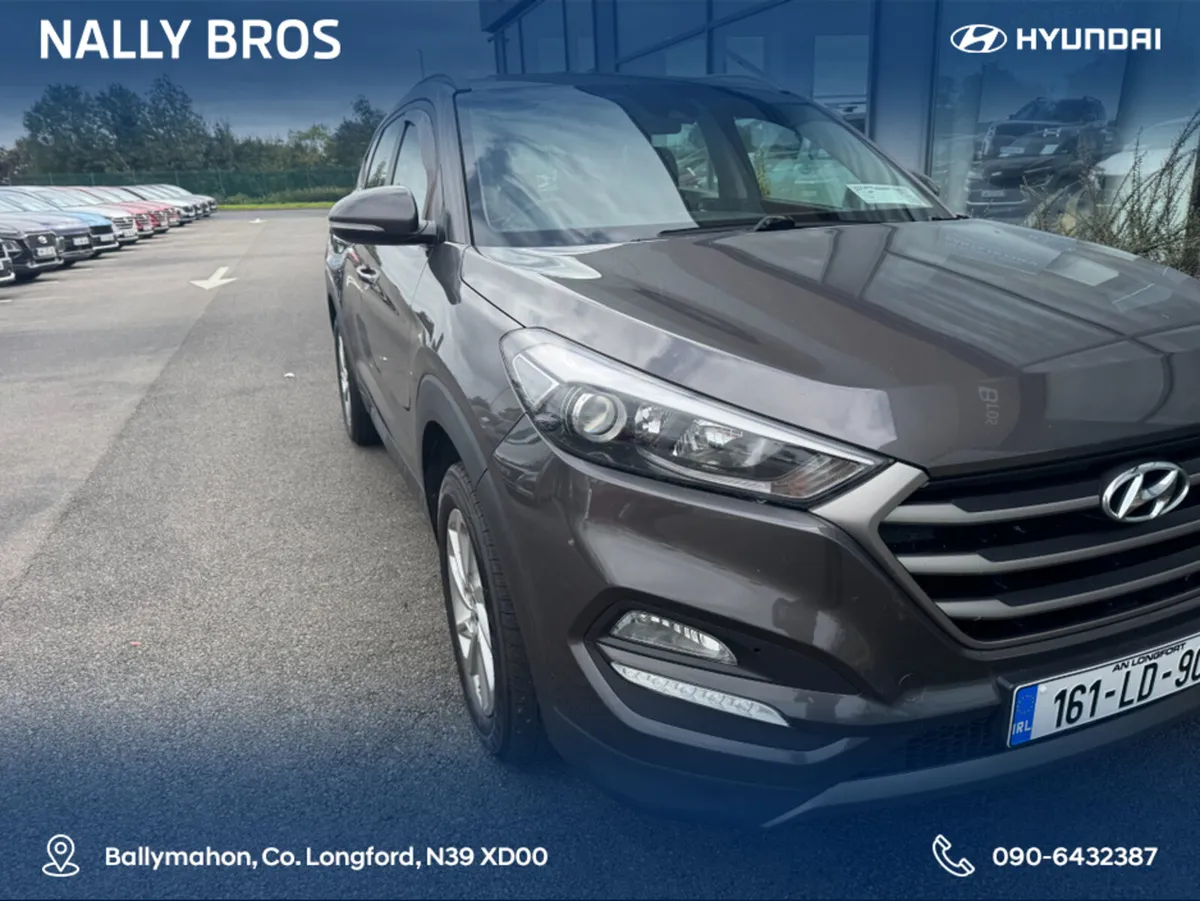 Hyundai Tucson 1.7 CRDI SE NAV BL/DR 5 5DR - Image 2