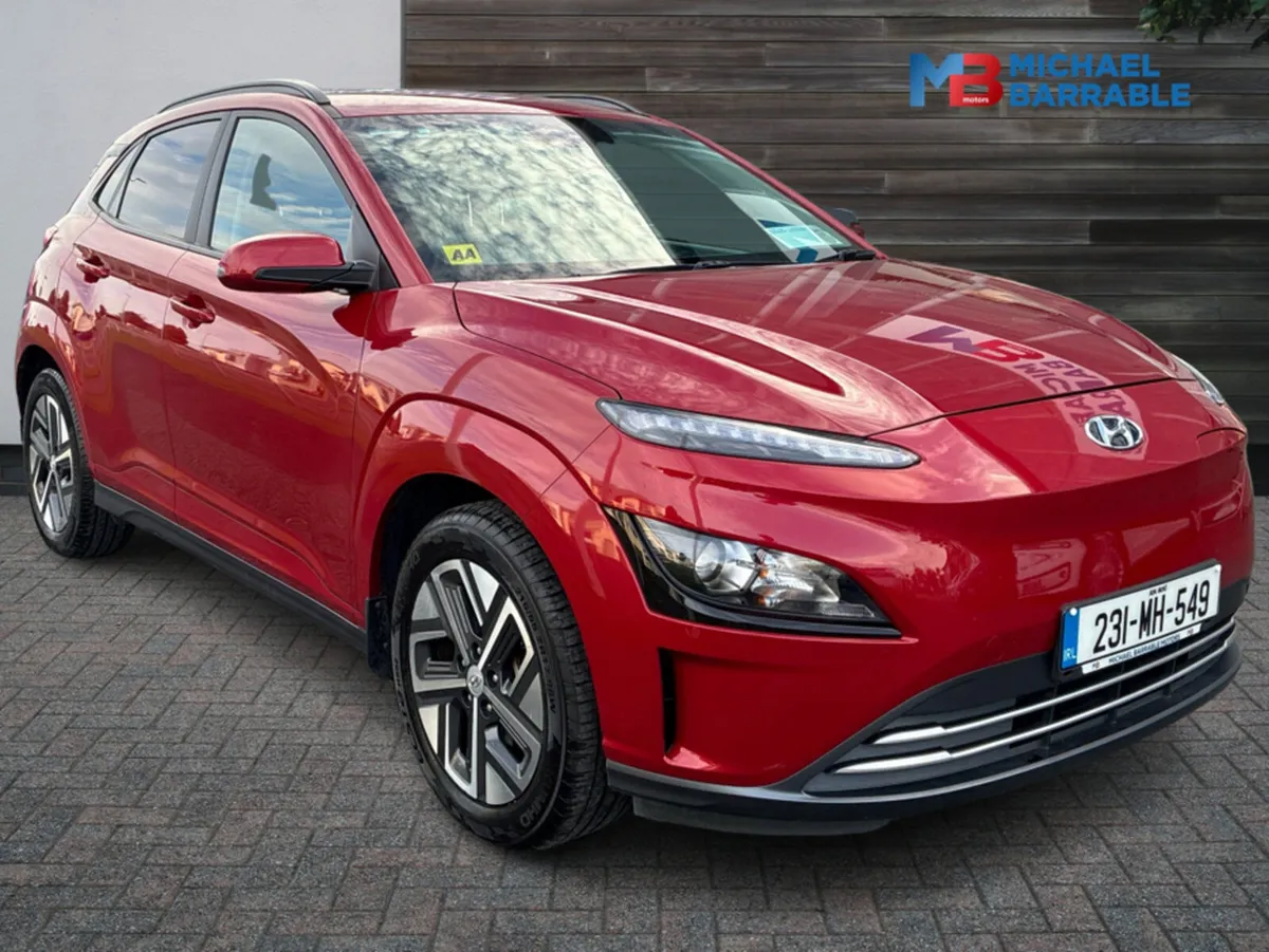Hyundai KONA KAUAI EXECUTIVE 39 EV 5DR AUTO - Image 1