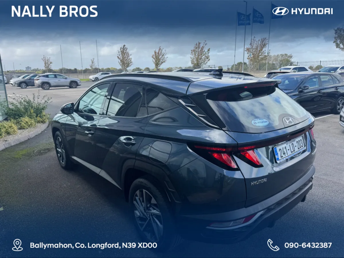 Hyundai Tucson EXECUTIVE 5DR - Image 4