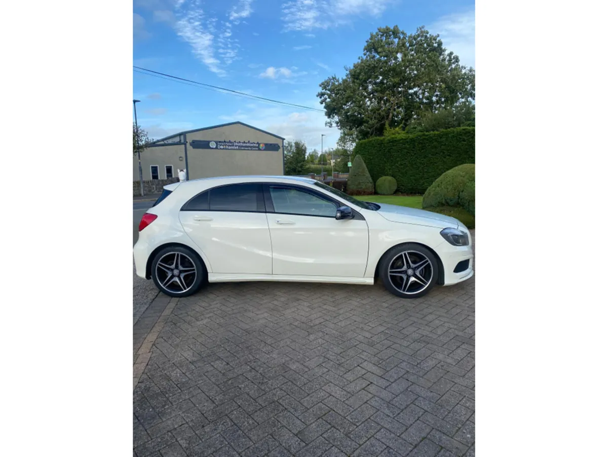 Mercedes-Benz A-Class A180 DBA-176042 5DR AUTO - Image 2