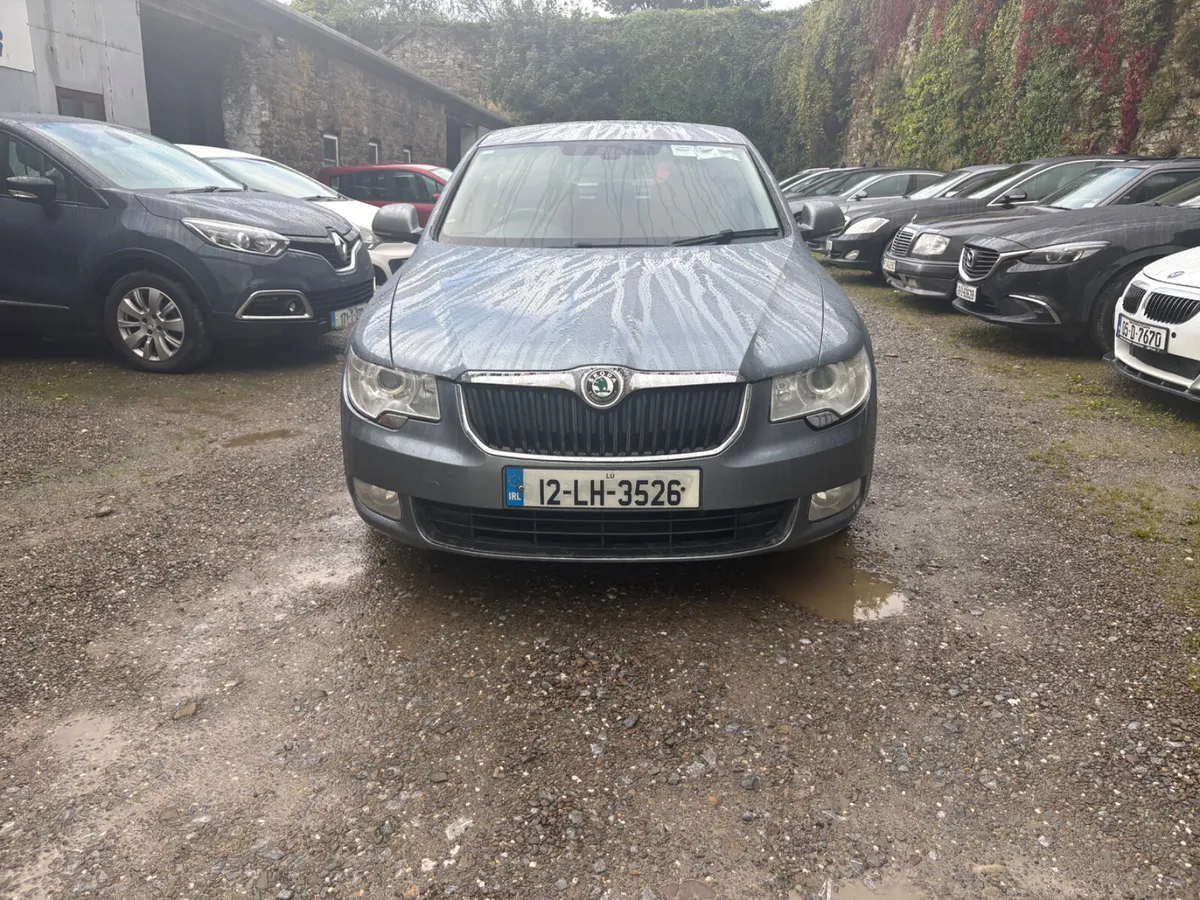 12 SKODA SUPERB COMFORT 1.6TDI - Image 2