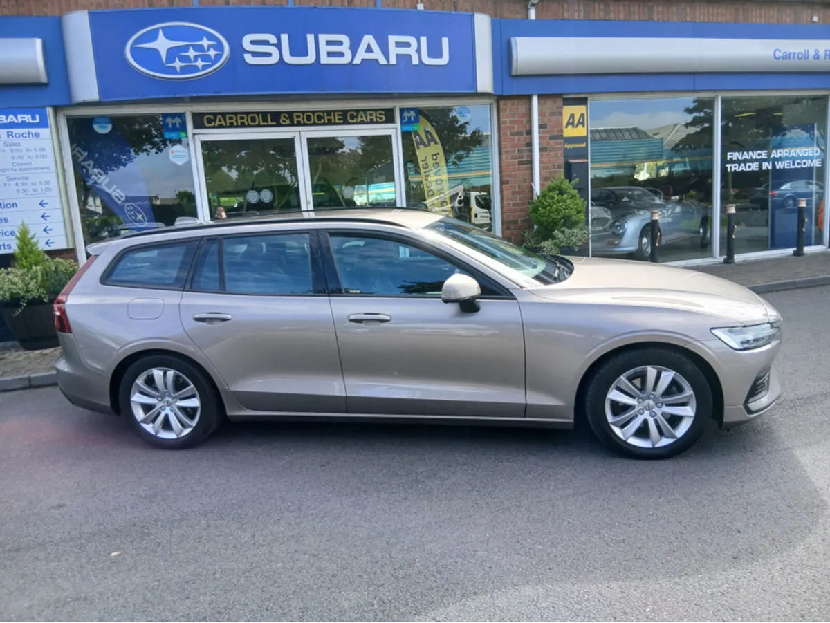 Volvo V60 **NEW MODEL** 2.0 D3 MOMENTUM 150BHP 5DR - Image 2
