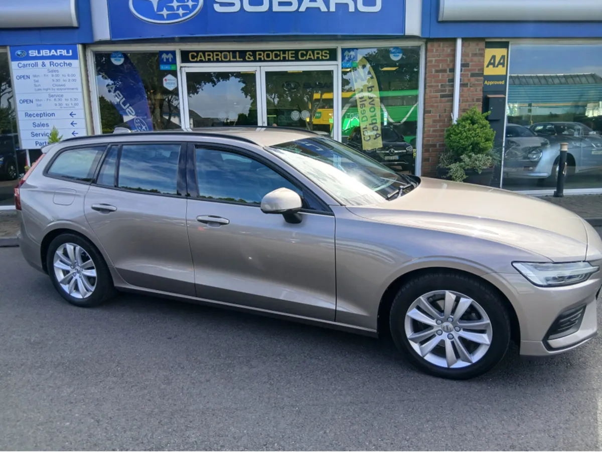 Volvo V60 **NEW MODEL** 2.0 D3 MOMENTUM 150BHP 5DR - Image 3