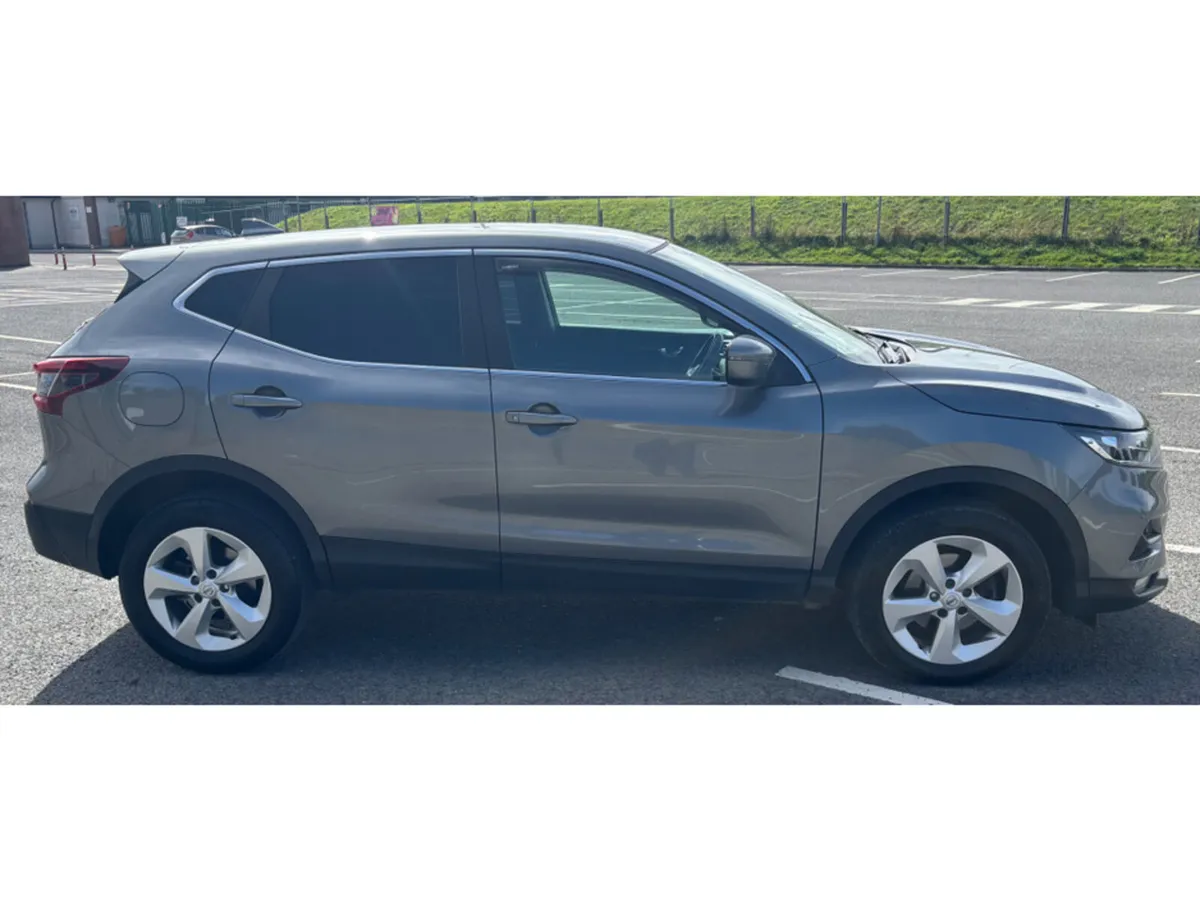 Nissan Qashqai 1.5 DCI ACENTA PREMIUM - Image 3