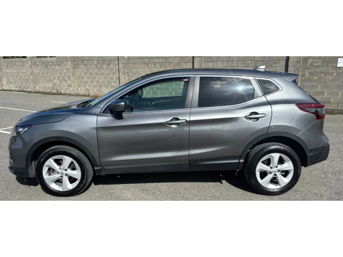 Nissan Qashqai 1.5 DCI ACENTA PREMIUM - Image 4