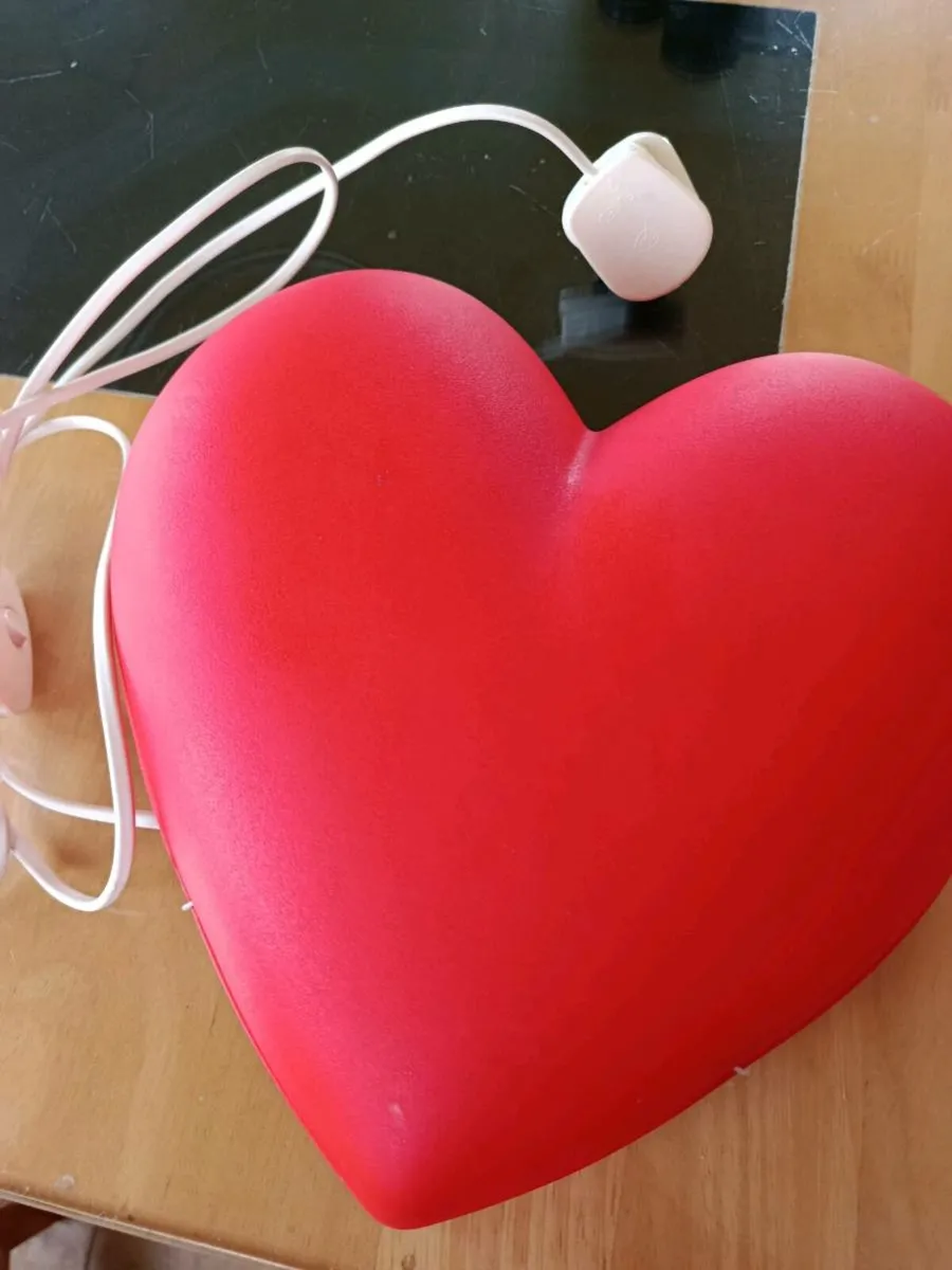 Love heart light - Image 1