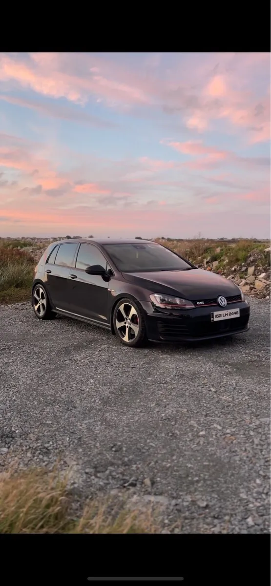Volkswagen Golf GTI 2015 - Image 2