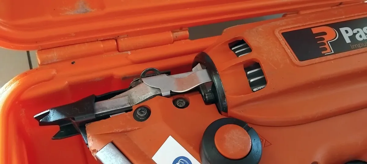 Paslode im350 1st Fix Nail Gun"Fully Serviced" - Image 3
