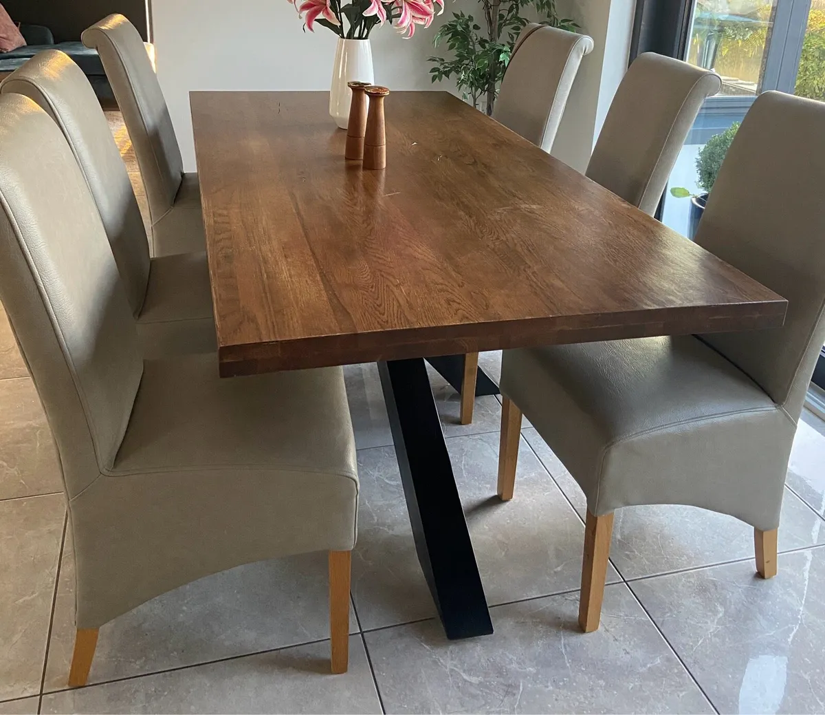 Dining chairs - Image 1