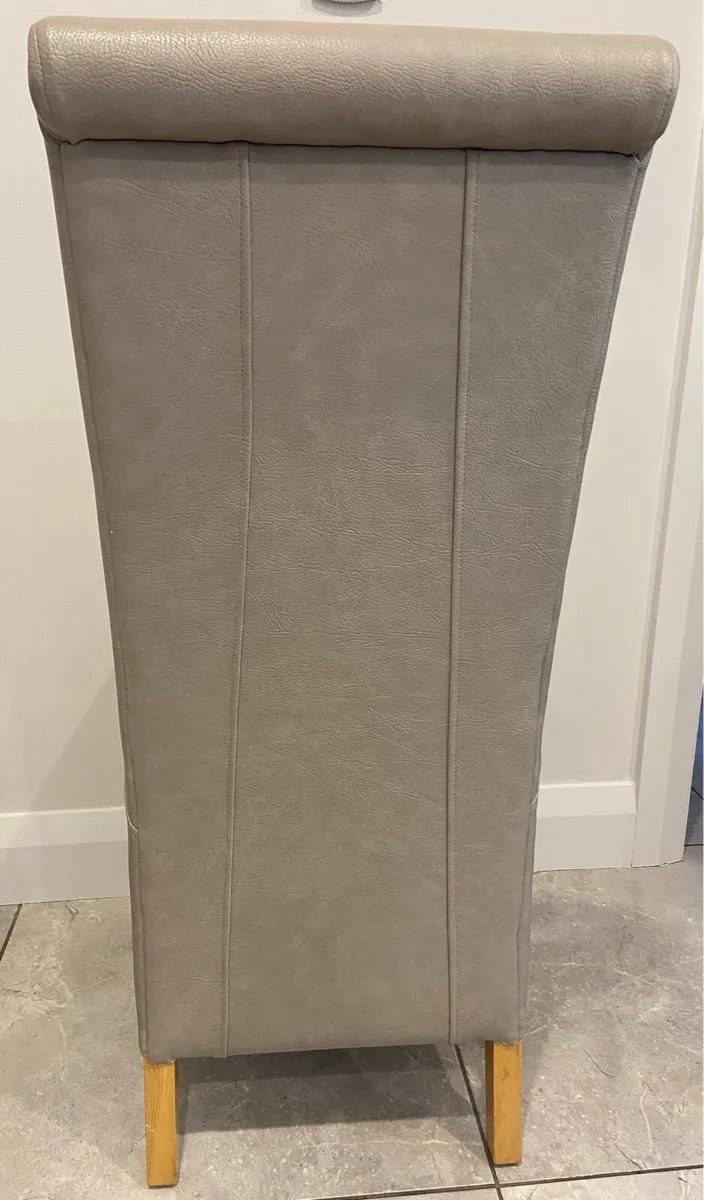 Dining chairs - Image 2