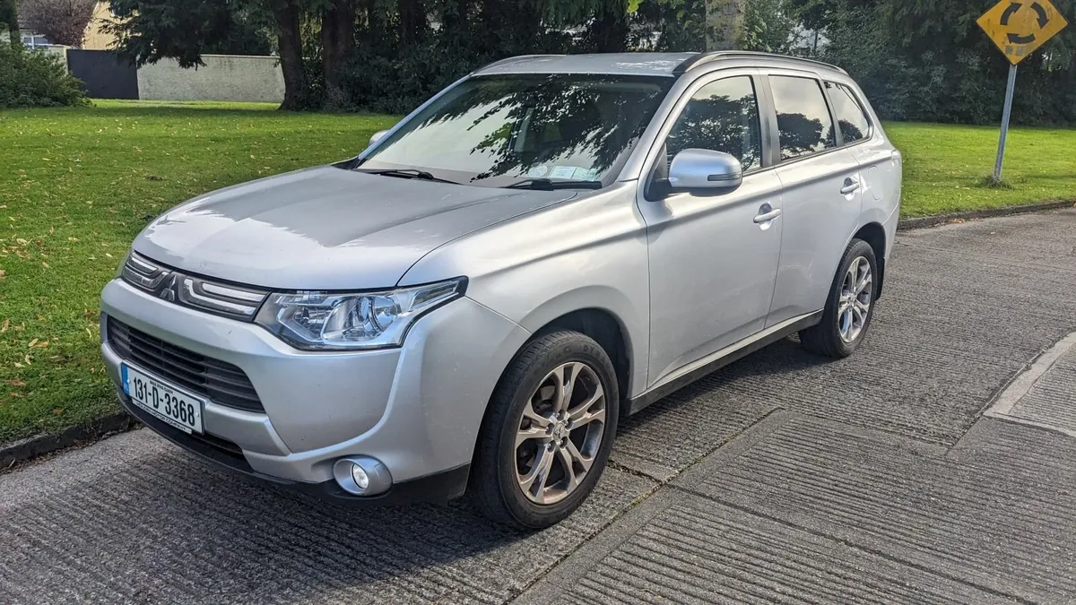 Mitsubishi Outlander 2013  2.2 DI-D - Image 1