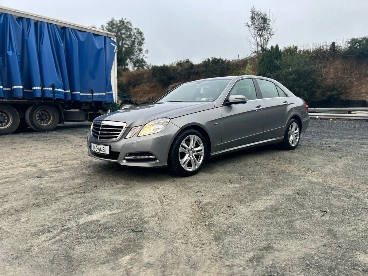 2012 Mercedes E class 220 diesel - Image 1