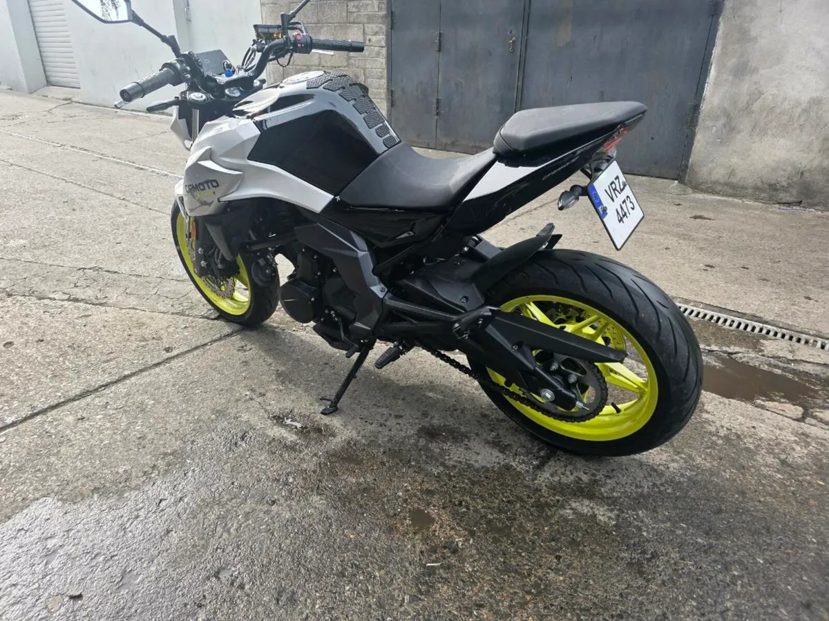 2024 cf  moto 650nk - Image 4