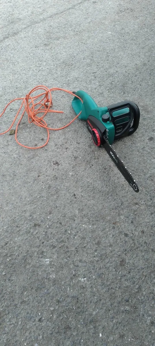 Bosch 35_17s electric chinasaw working perfect - Image 2