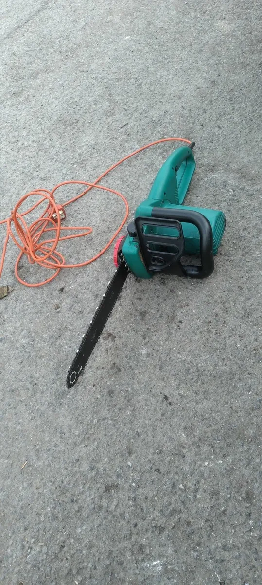 Bosch 35_17s electric chinasaw working perfect - Image 3