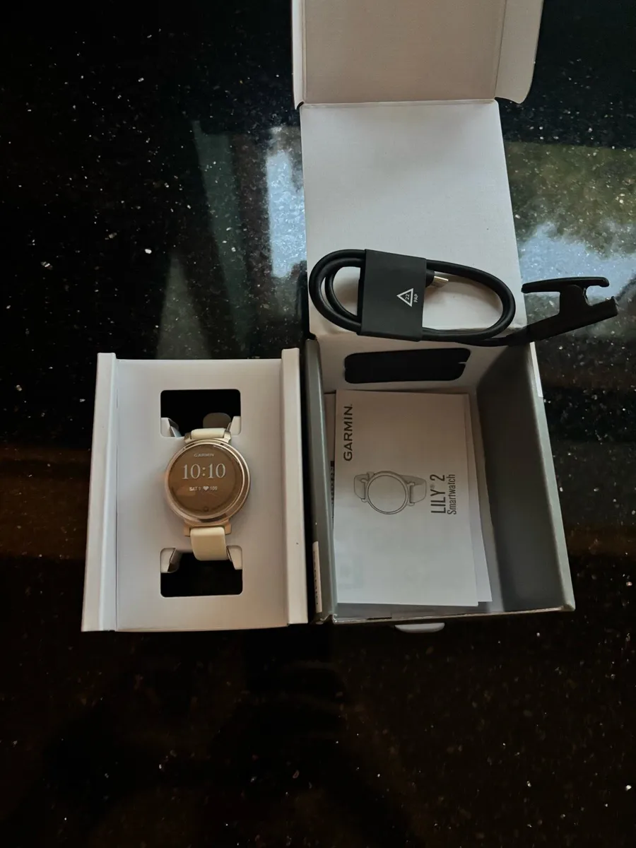 Brand-new garmin lily 2 - Image 3