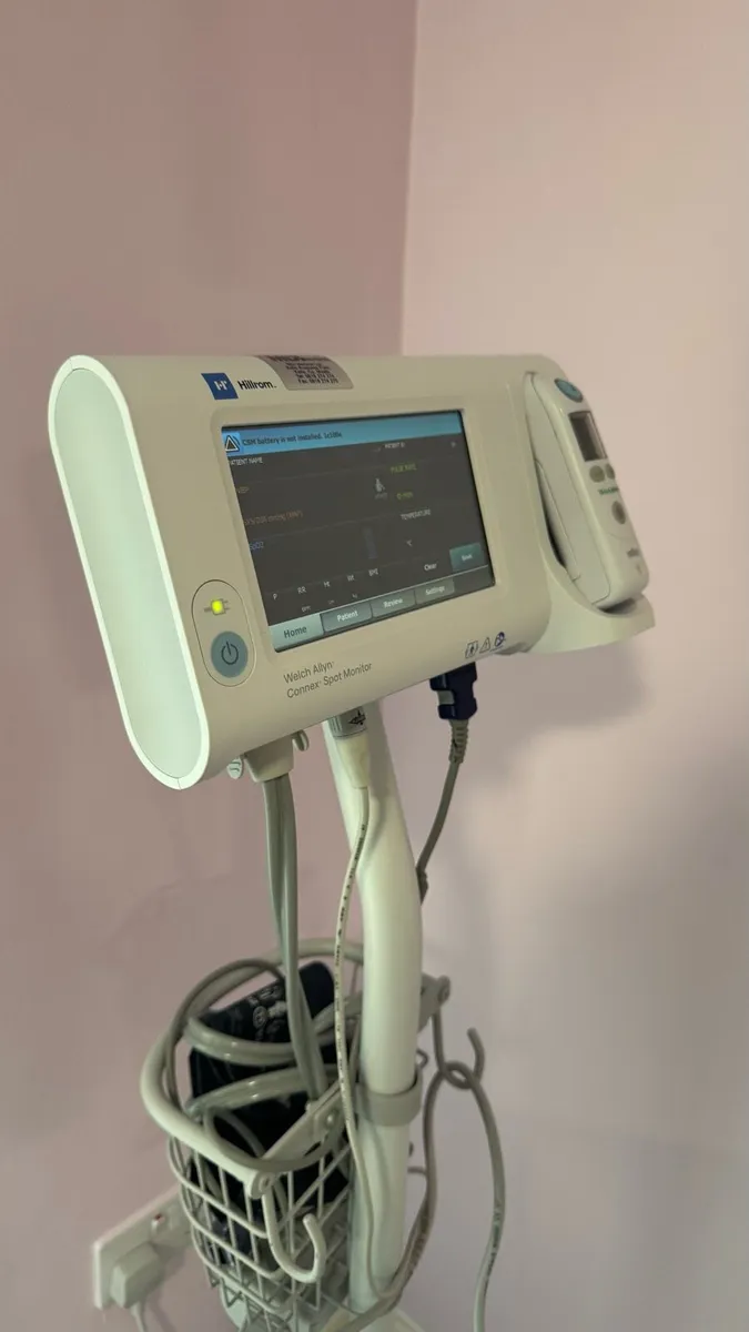 Welch Allyn Spot Vital Signs Monitor - Image 2