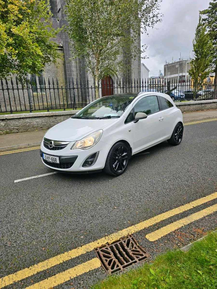 Opel corsa black edition NEW NCT - Image 3