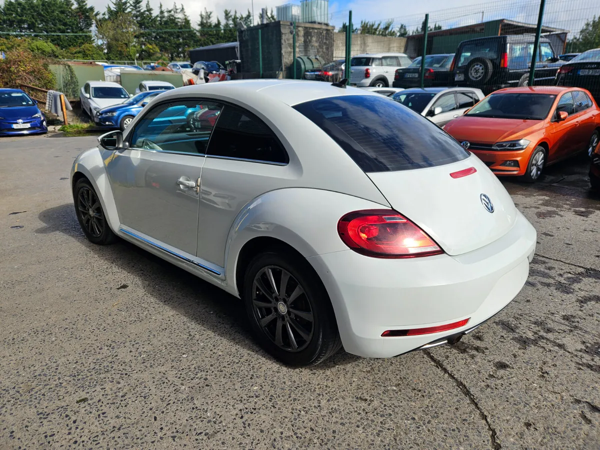 2017 Volkswagen Beetle 1.2 TSi Automatic - Image 4