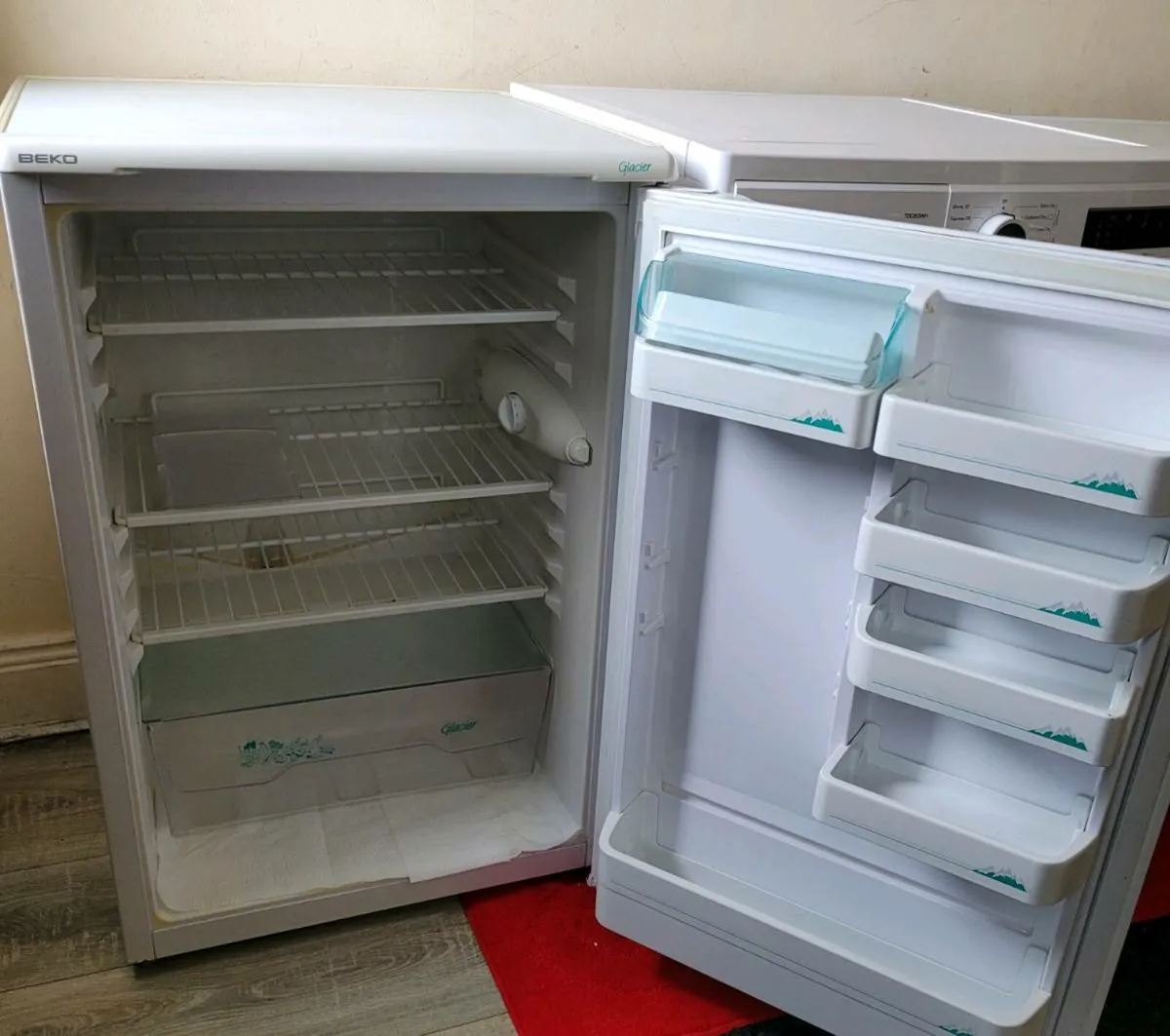 Small Fridge - Image 2