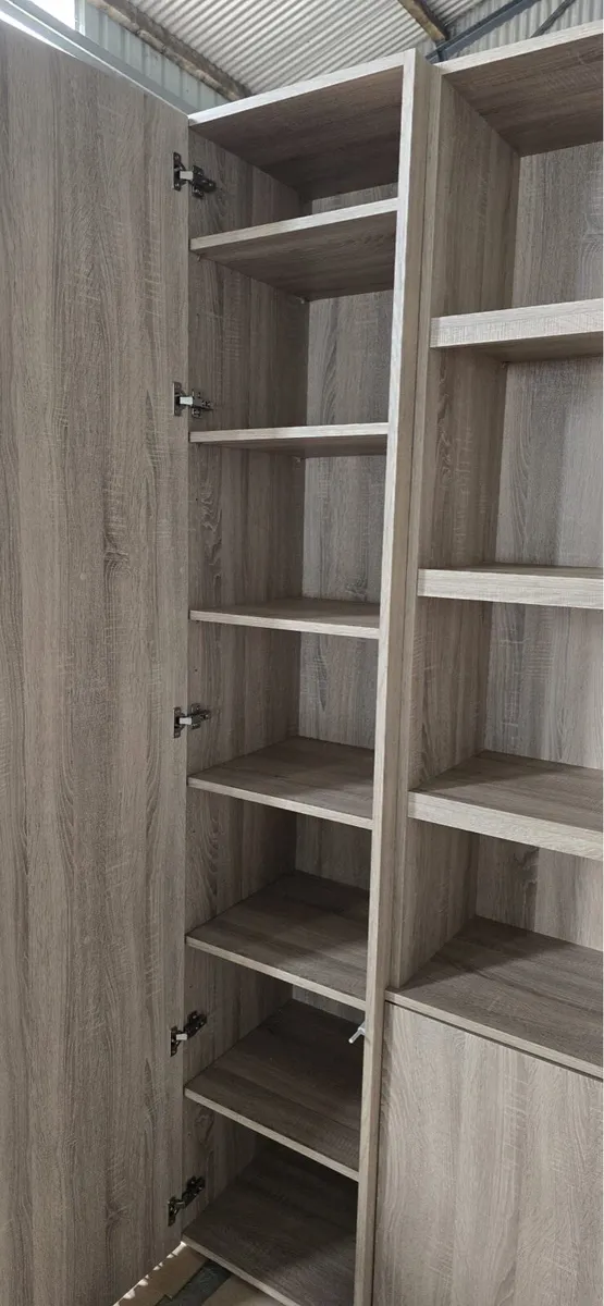 Storage units - Image 2