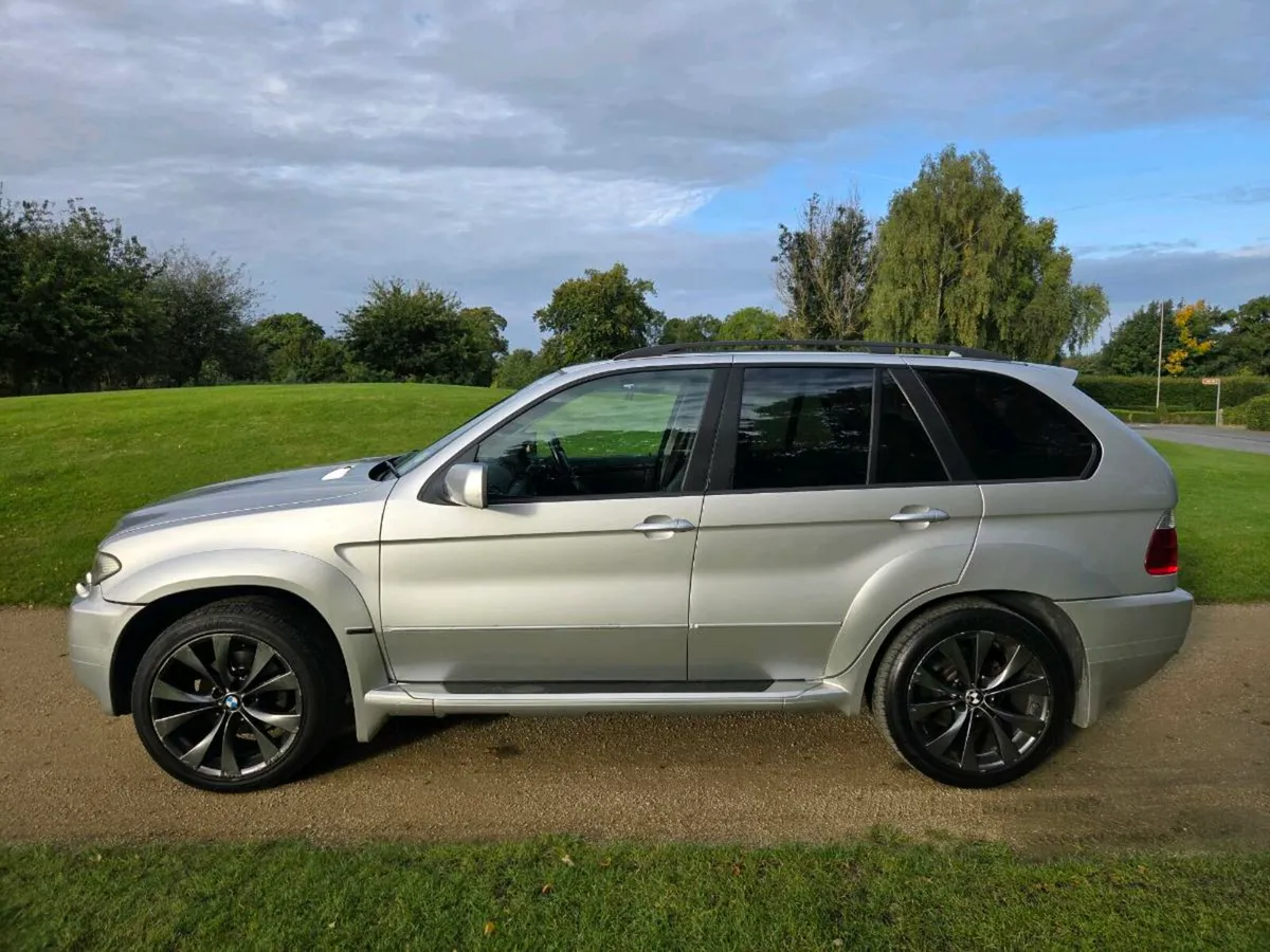 2007 BMW X5 5 SEATER - Image 2
