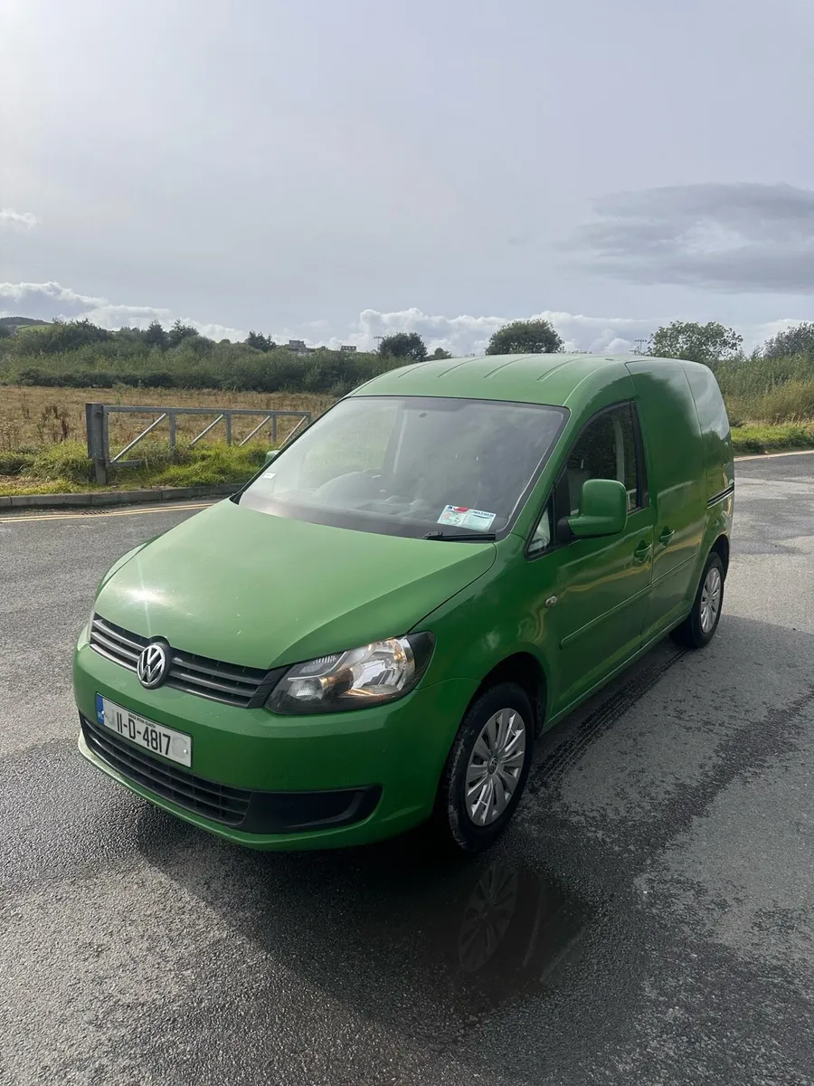 2011 Volkswagen Caddy van - Image 2