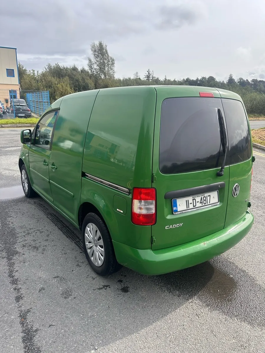 2011 Volkswagen Caddy van - Image 4