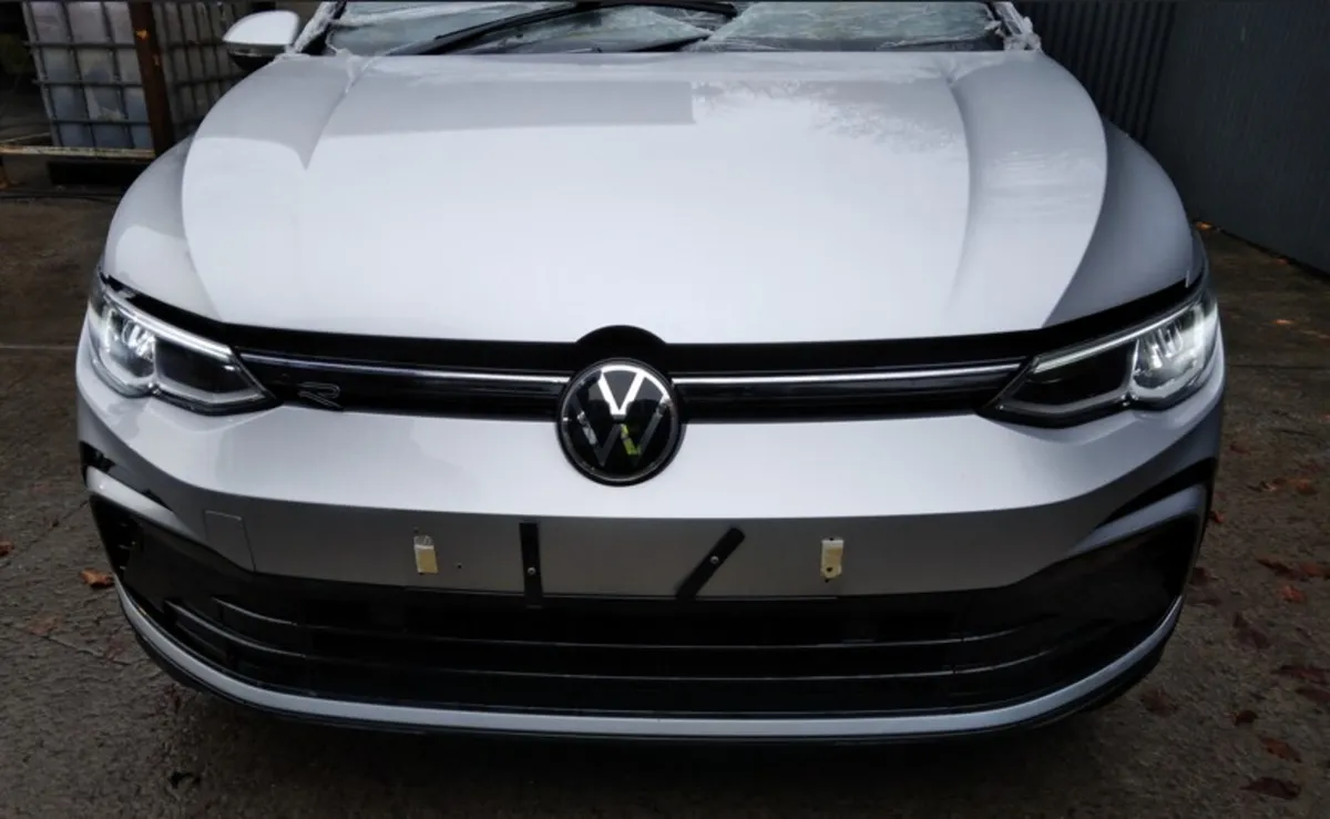 2022 VW Golf 1.5 TSI Complete Front End Set/Panels - Image 3