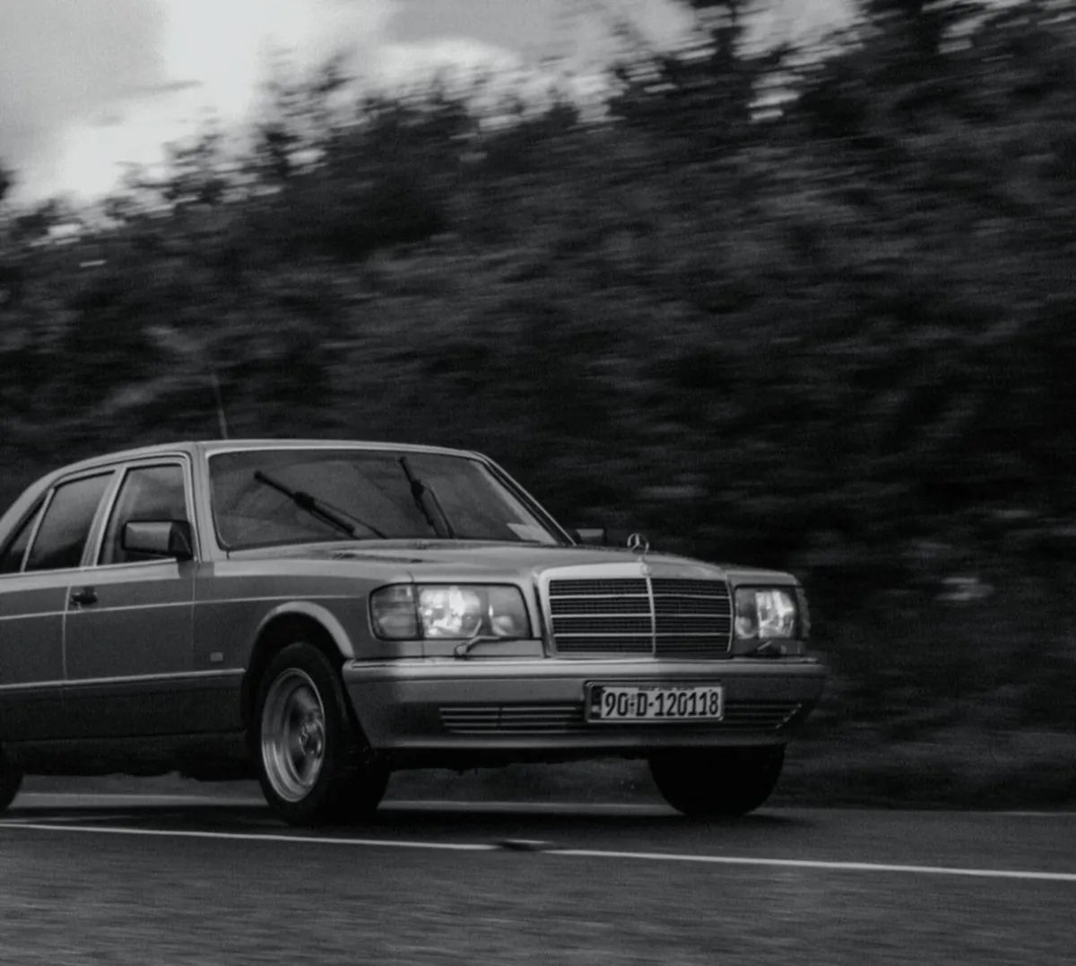 Mercedes 420SE W126 S-Class - Image 1