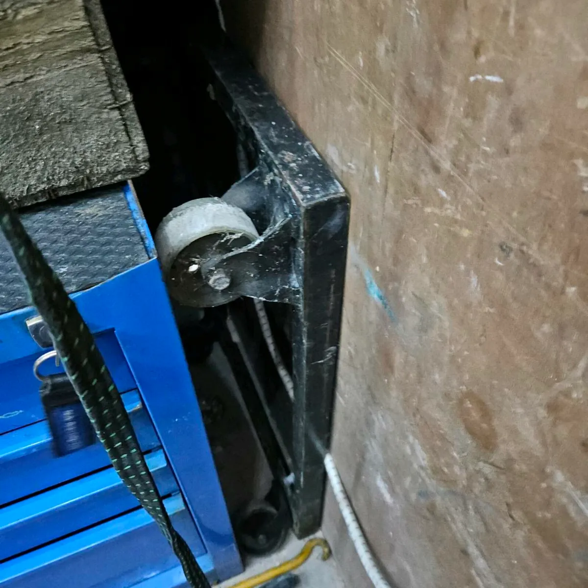 Tool box - Image 2