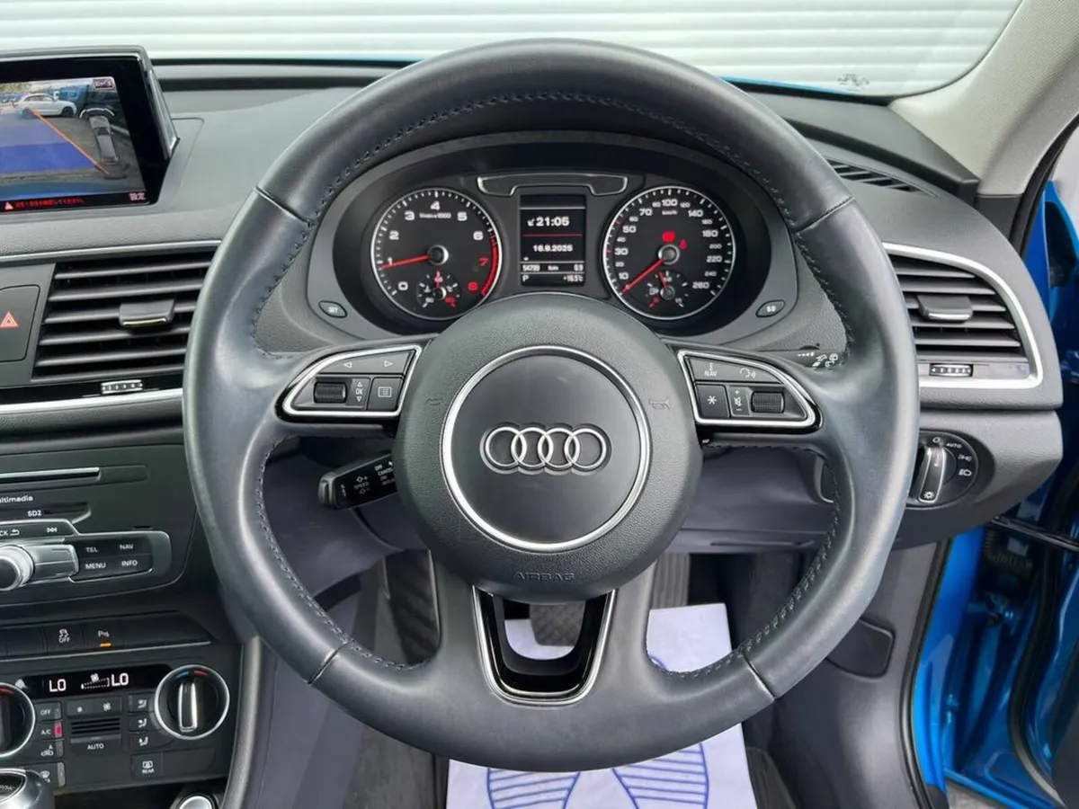 Audi Q3 S-LINE PACK SPORT 1.4 TFSI // NEW 20" RSQ - Image 4