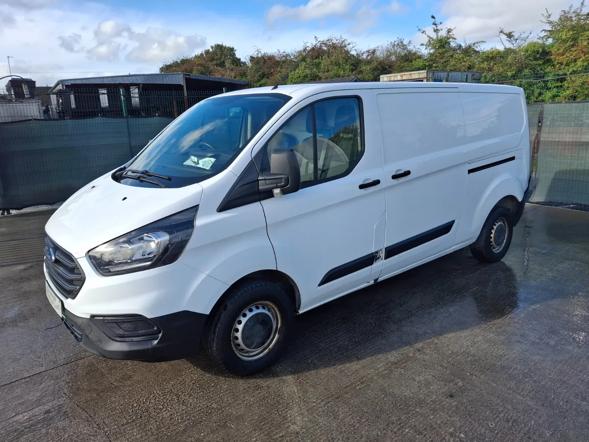 192 Ford Transit custom.Drive away - Image 2
