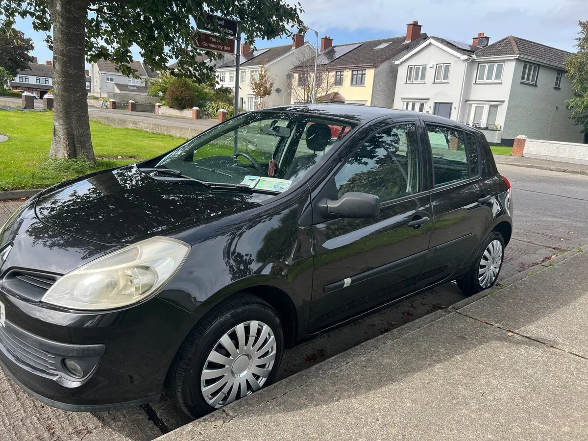 Renault Clio - Image 2