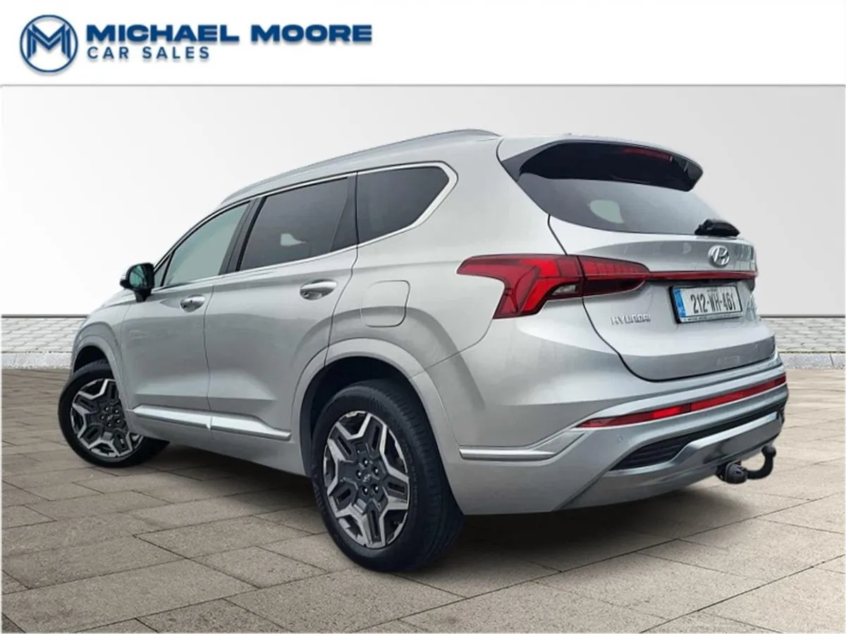 Hyundai Santa Fe 1.6i Phev 4WD Executive Plus Aut - Image 3