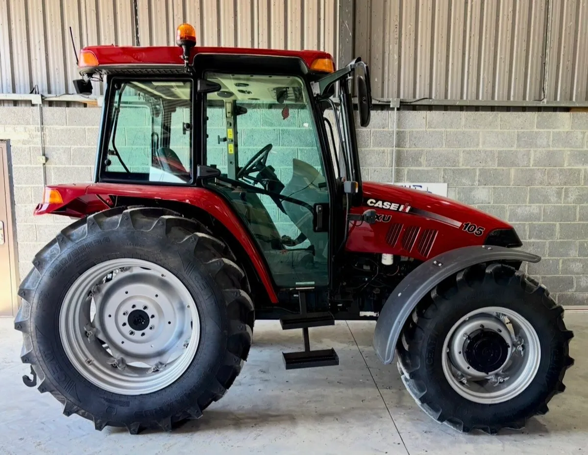 2013 CASE JXU 105, Manual Shuttle, no electrics - Image 3